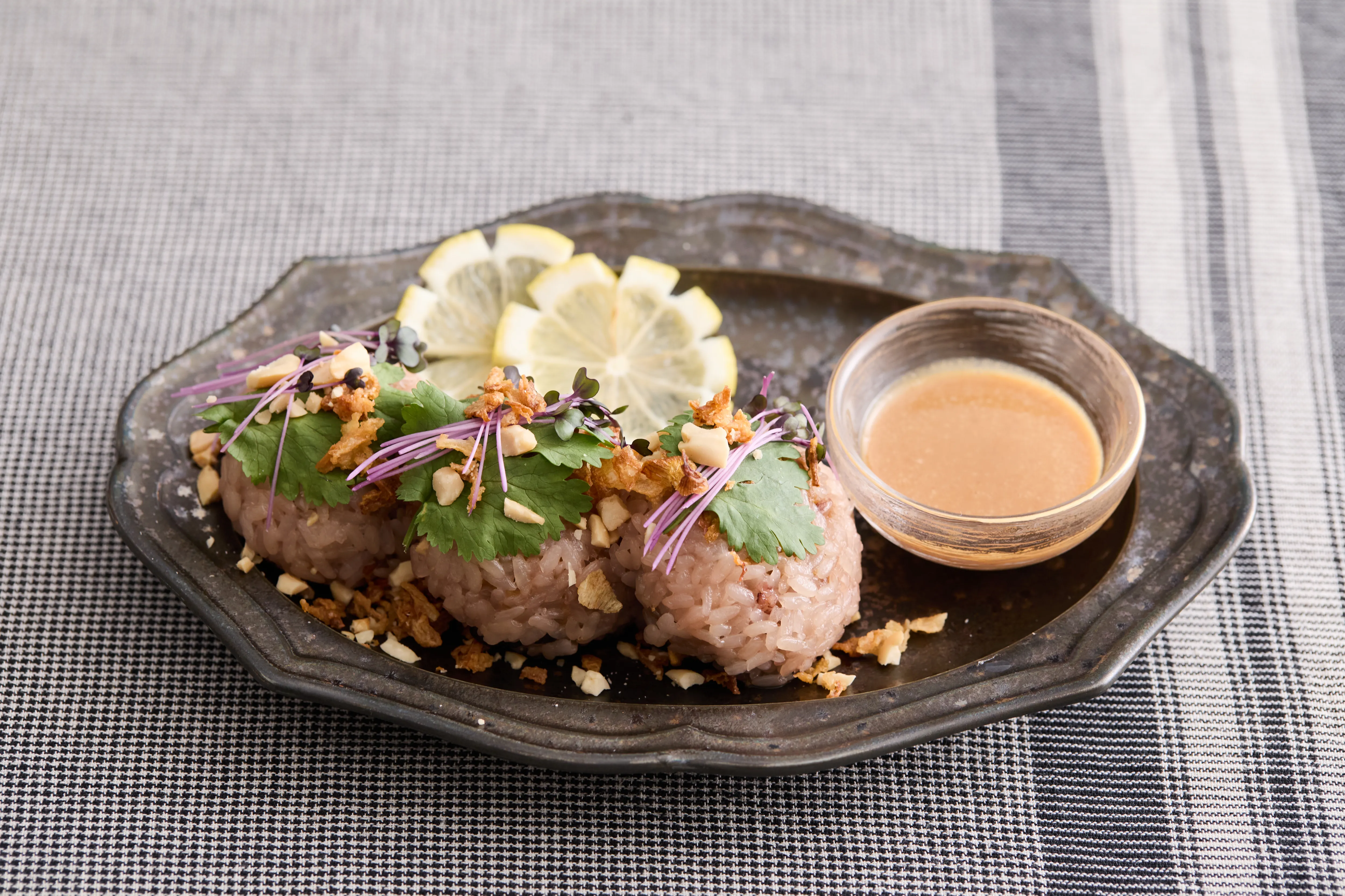 料理部門最優秀賞 エスニック風ピナバタもち米焼売